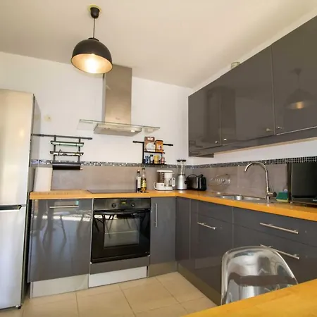 Appartement Charmant Apt Cosy For 4 In Frejus